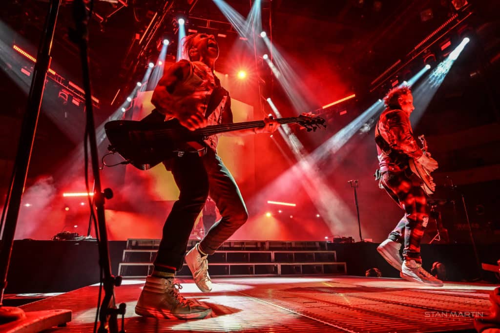 KLBJ FM Presents Shinedown at HEB Center 10/2/22 | KLBJ - Austin, TX