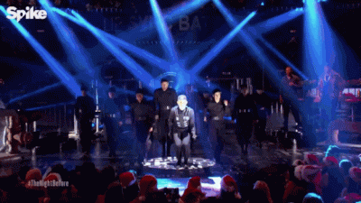 Giph of Performers During A Lip Sync Battle