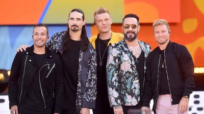 Howie D., Kevin Richardson, Nick Carter, AJ McLean and Brian Littrell of the Backstreet Boys perform on ABC's 'Good Morning Amer