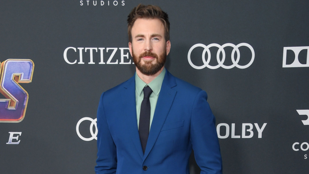 Chris Evans to co-star with Emily Blunt in Netflix’s ‘Pain Hustlers’