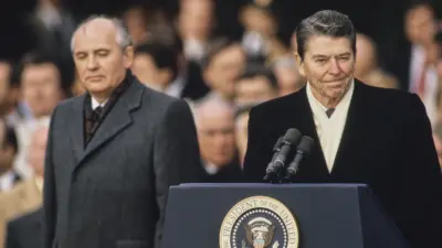mikhail-gorbachev-and-ronald-reagan