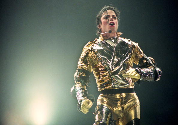 Calling All Micheal Jackson Fans The King Of Pop Is Heading To Broadway 107 5 Wbls