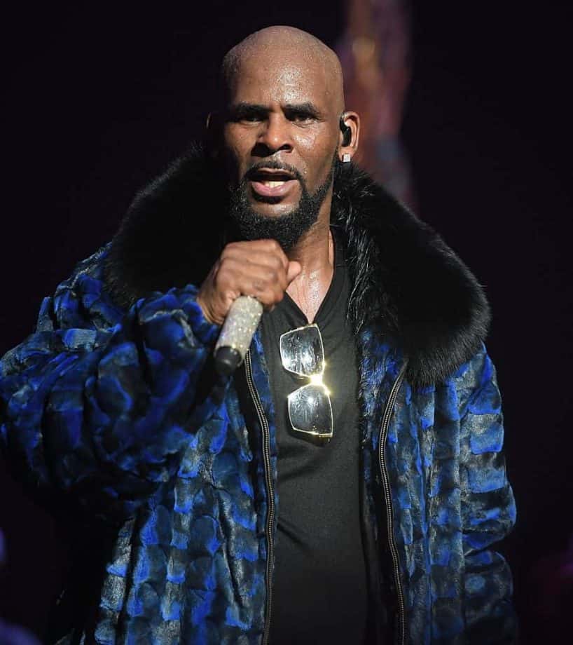 Chicago Police Visit R. Kelly's Studio + ANOTHER Alleged ...