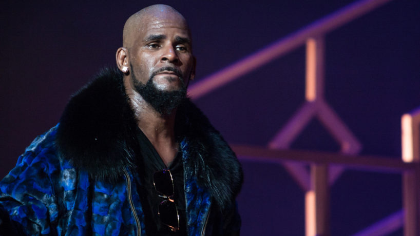 R,Kelly,Performs,On,Stage,At,The,Fox,Theater,On