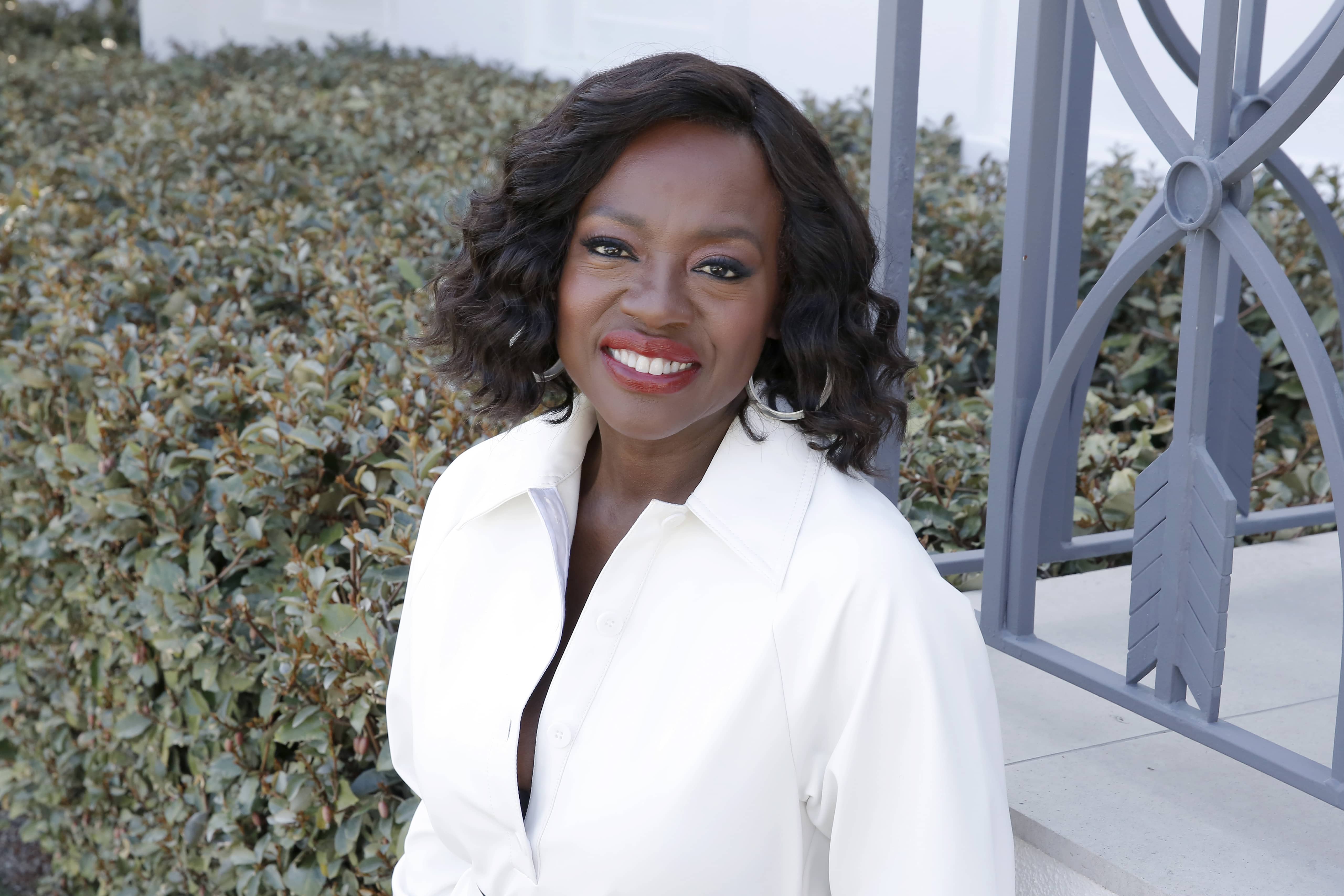 Viola Davis Set To Release Memoir 'Finding Me' | 107.5 WBLS