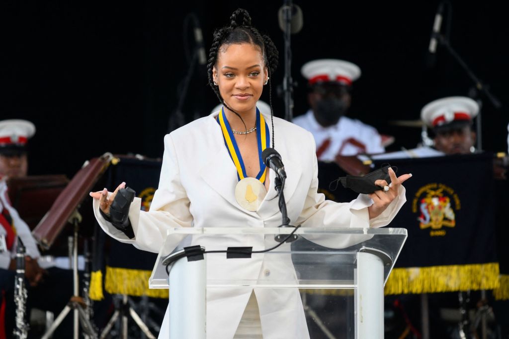 Rihanna Becomes A National Hero In The Republic Of Barbados | 107.5