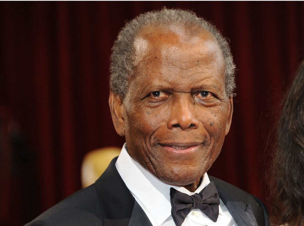 RIP: Beloved Actor and Icon Sidney Poitier Has Died At The Age Of 94 - Vimarsana News