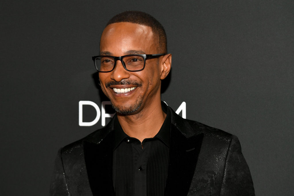 Tevin Campbell Believes R.Kelly Is Best Person To Against Usher In A Verzuz - Vimarsana News
