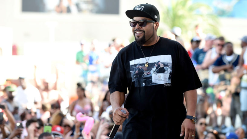 LAS VEGAS, NV - MAY 06: Rapper Ice Cube performs at Daylight Beach Club at the Mandalay Bay Resort and Casino on May 6, 2017 in Las Vegas, Nevada.
