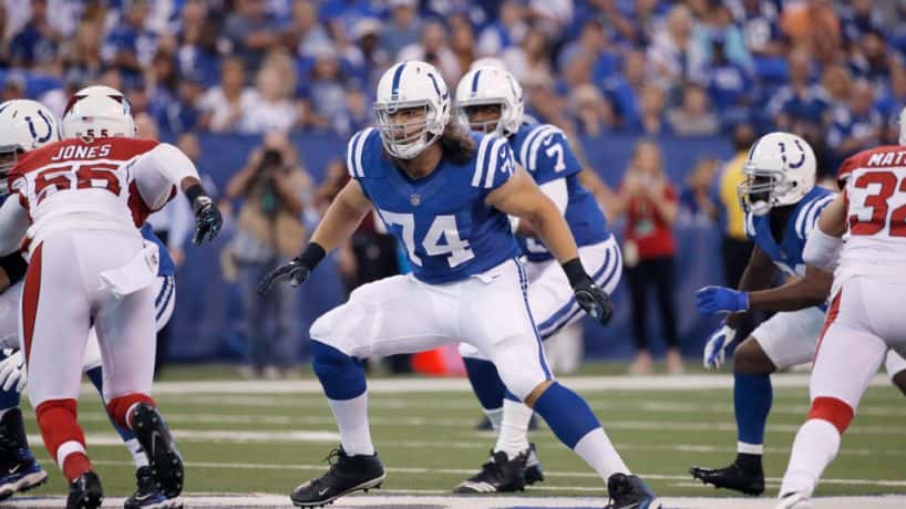 Colts left tackle Anthony Castonzo lines up for a snap in 2017.
