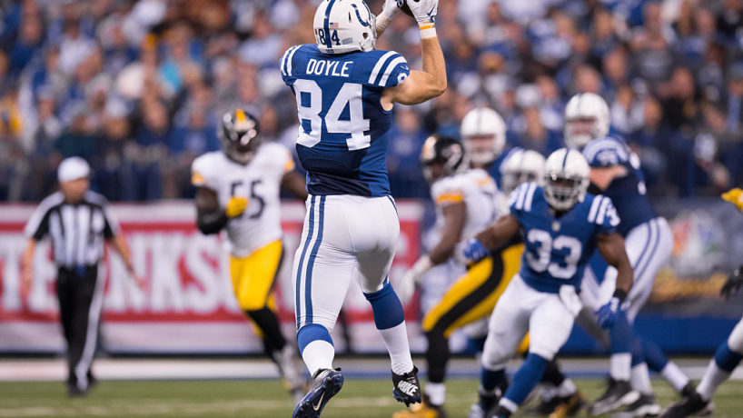 Colts tight end Jack Doyle catches a pass.