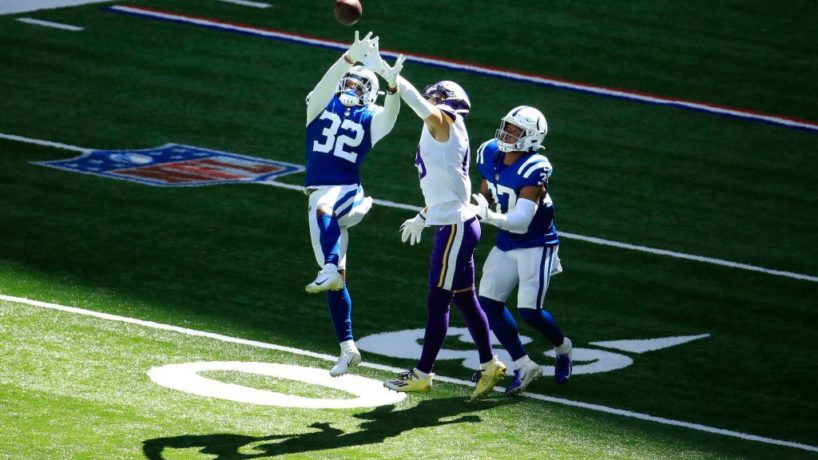 Colts safety Julian Blackmon knocks away a pass in Week Two of 2020.