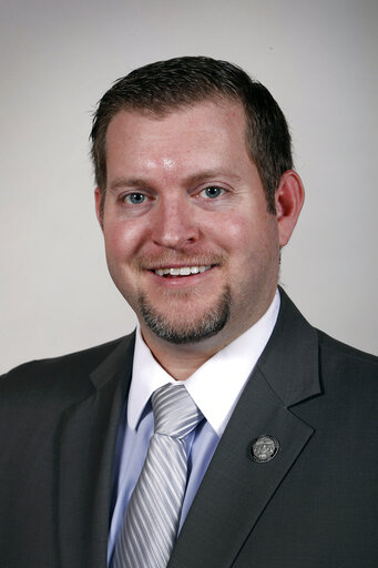 d439a5c67e3f469591c2560b4f5bca25-jpg