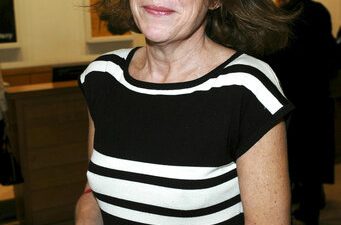 76ea0bfec78e49e39e195b0f416e281c-jpg