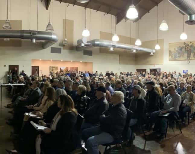 Hays County residents attend Kinder Morgan pipeline discussion