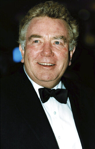 aa3b4917c85342ccaa92f216fb7541ff-jpg