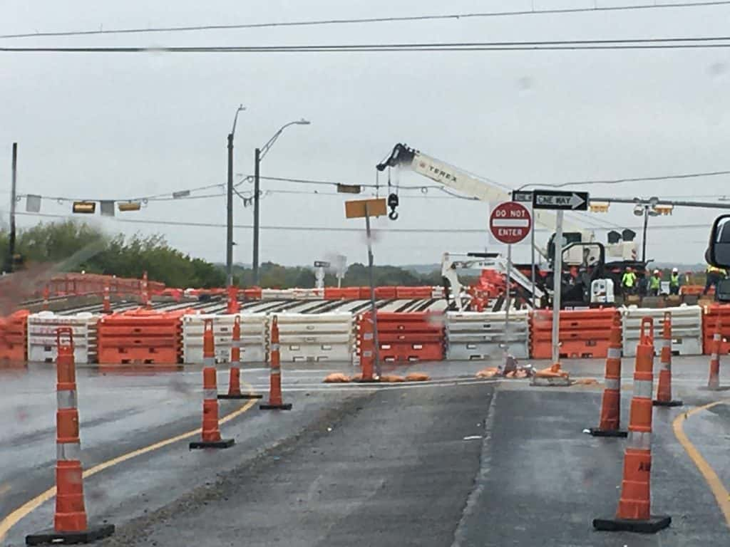 Construction at the Stassney overpass