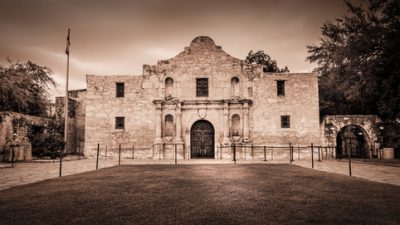 Local educator says Texas is not trying to erase the Alamo's history from textbooks