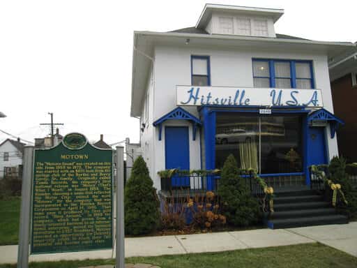 d2cc8c58e7f846f19cddca5eb54f1a93-jpg