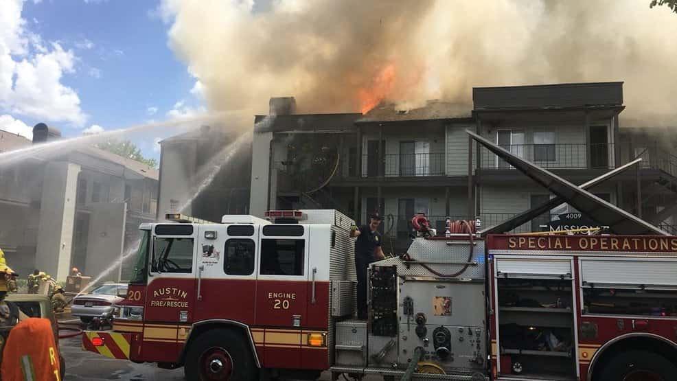 BREAKING NEWS: 3-alarm blaze in South Austin