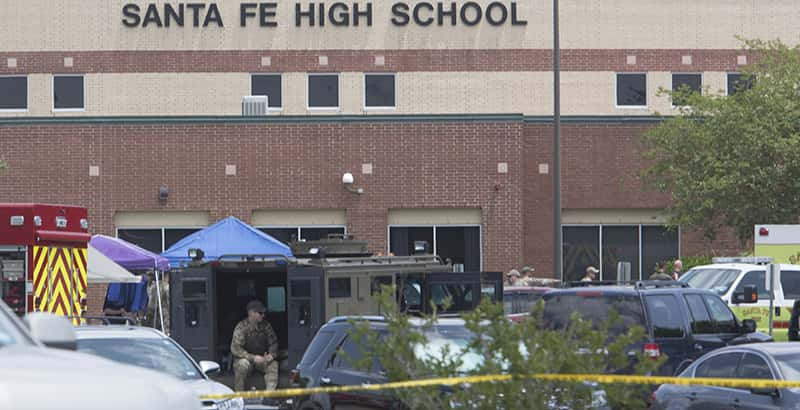 santafeshooting_3-jpg