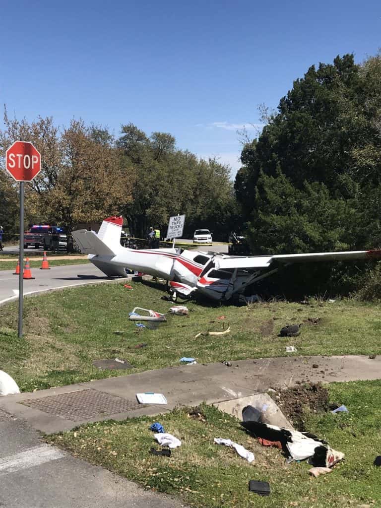 Plane crash in Lakeway