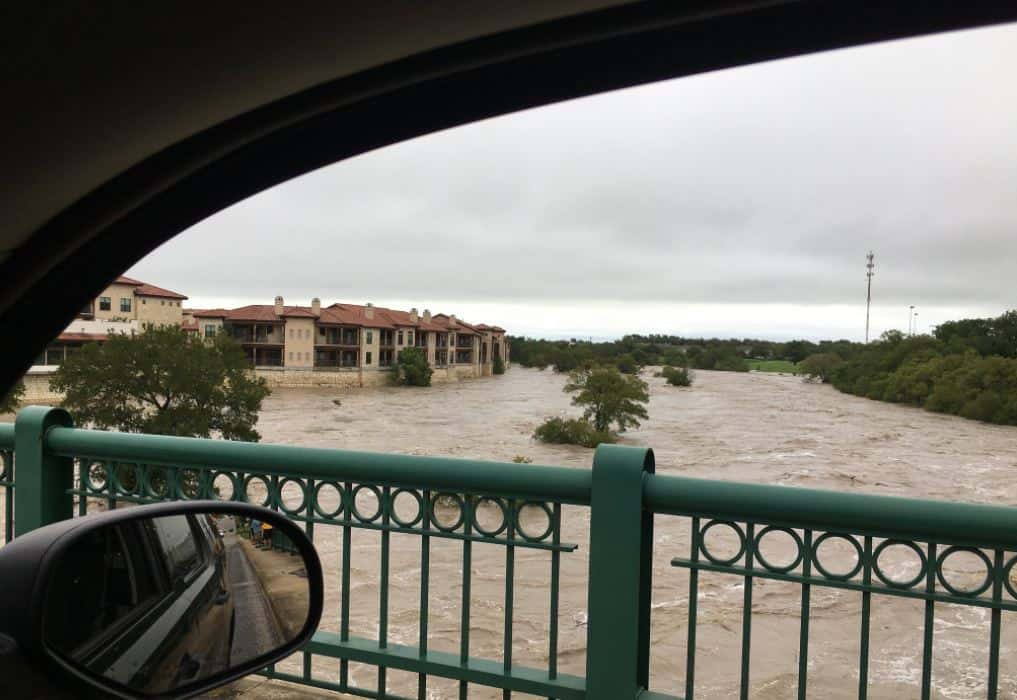 Picture of flooding in Georgetown from the San Gabriel River bridge