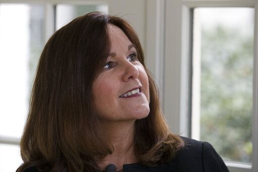 9cc0fad9569040bc94d2e7822c3d8f72_0-jpg