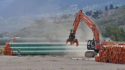 Pipes owned by Kinder Morgan