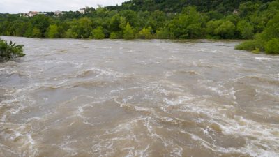 Austin's lake ban extended into next week