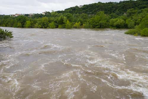 Austin's lake ban extended into next week