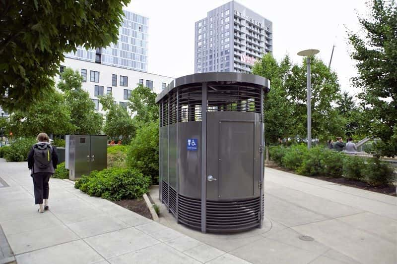 Public toilet in Portland, Orgeon which is the model for Austin's "Waterloos"