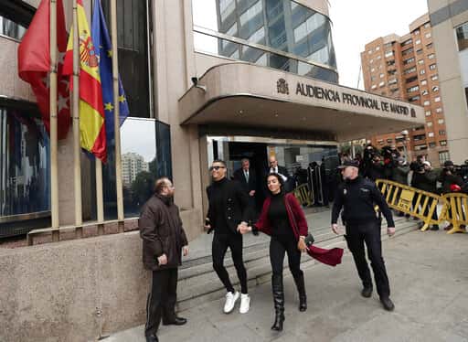 347d9c014ed74b0893755c85ef15da35-jpg