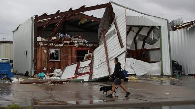 hurricane-harvey-slams-into-texas-gulf-coast-52