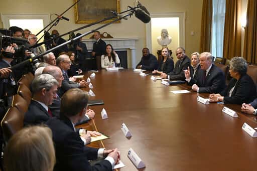 76a15aa108ee4521aa5925615a8e0381_0-jpg