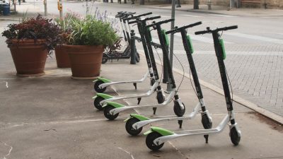dockless scooters