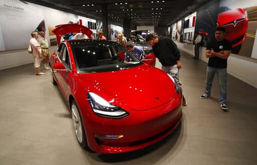 edf87849bcb74504ba9f9830dc336cab-jpg