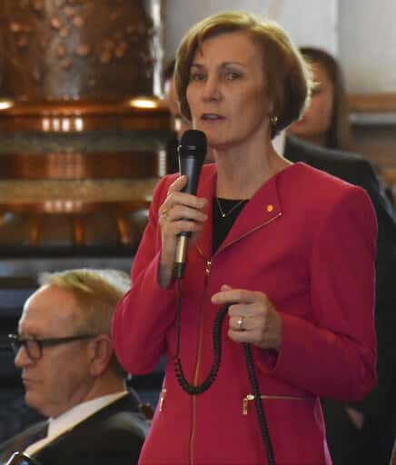 e2b8b11f0c4a4c919240aedcdf790ed5-jpg