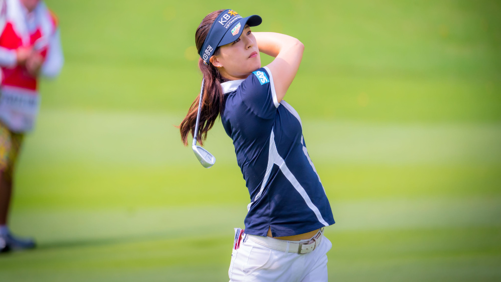 In Gee Chun holds off Lexi Thompson to win Women’s PGA Championship