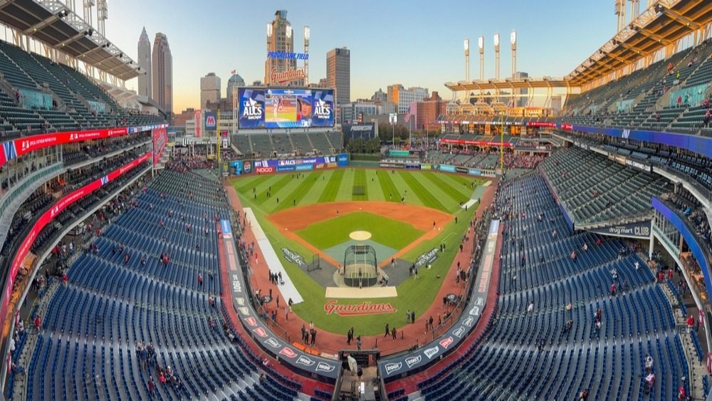 Rays move within one win of the World Series with Game 5 victory over