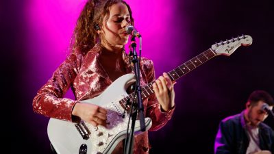 Nilüfer Yanya