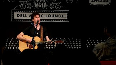 Vance Joy in the Dell Music Lounge