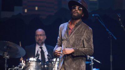 Gary Clark Jr. performing