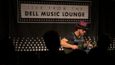 amos lee in the dell music lounge