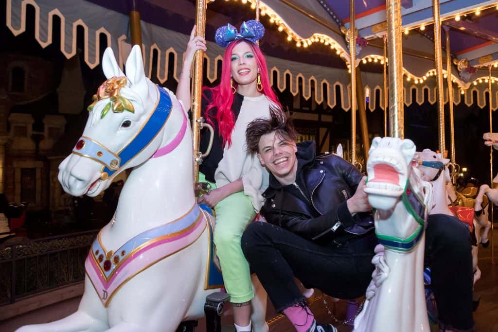 Halsey and Yungblud on a carousel