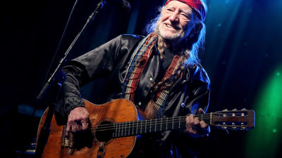 Willie Nelson Performing