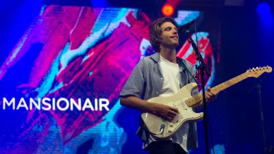 Jack Froggat of Mansionair