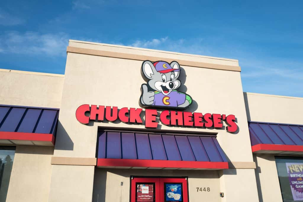 chuck e. cheese