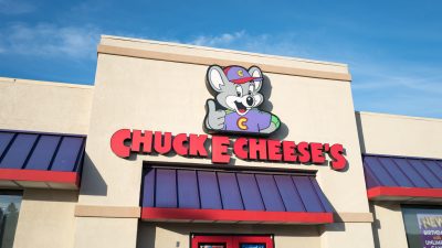 chuck e. cheese