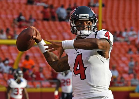 Texans' Deshaun Watson Is Back to Practice Without A Knee Brace